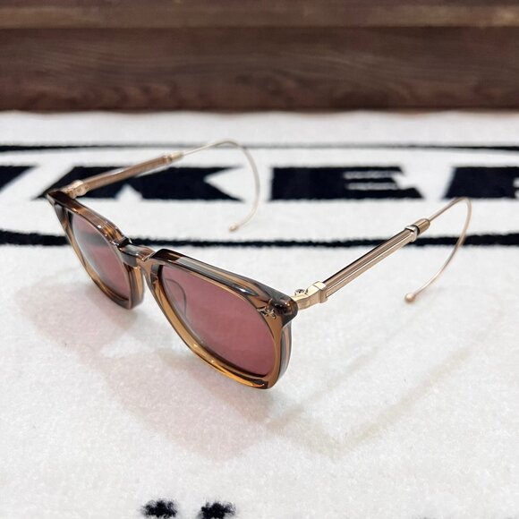 MATSUDA M2043 Large Pilot acetate sunglasses featuring interchangeable temples - Picture 4 of 11